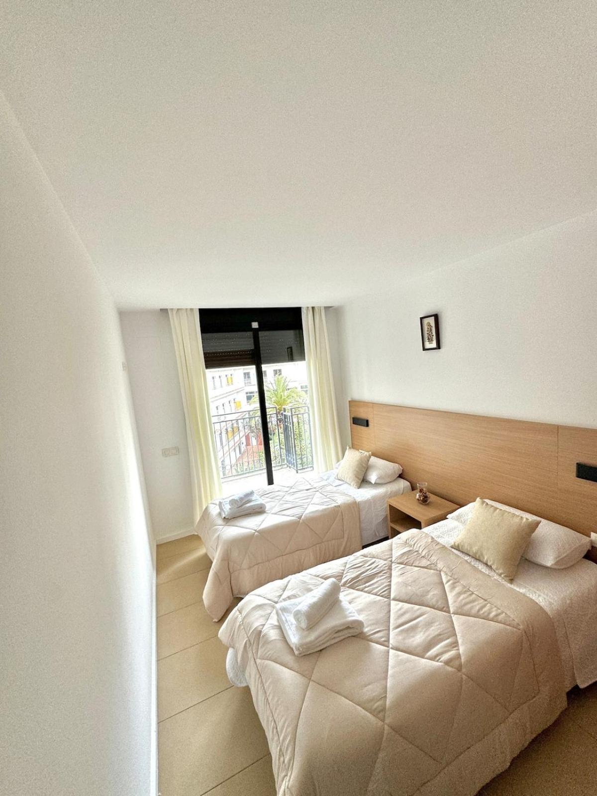 Cozy With Swimming Pool Appartement